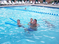 August 2006 Photos: Alex, Max and Chris in the pool at Tamaya.