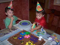 August 2007: Cake!