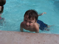 August 2007: Alex in the pool