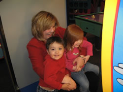 January 2008: Max, Lisa and Peyton at Chuck E. Cheese's