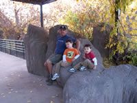 November 2007: Chris DeMeritt, Alex and Max at the Albuquerque zoo's Africa exhibit